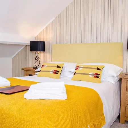 Rosslyn House Hotel