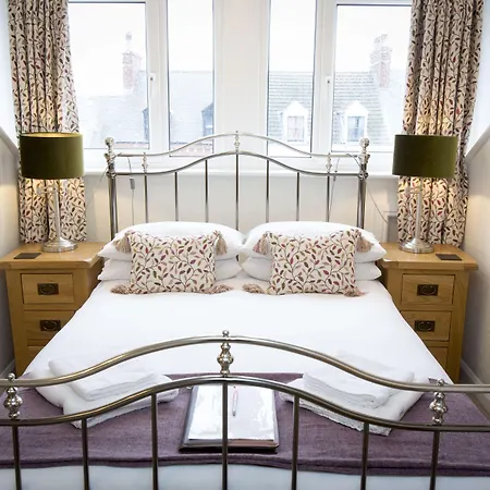 Rosslyn House Otel Whitby